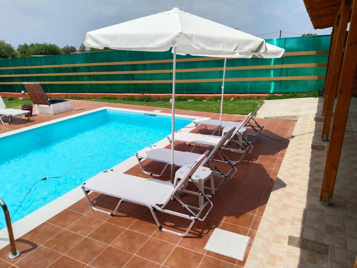 ניאה סקיוני Maria Lemoni Swimming Pool Apartment מראה חיצוני תמונה