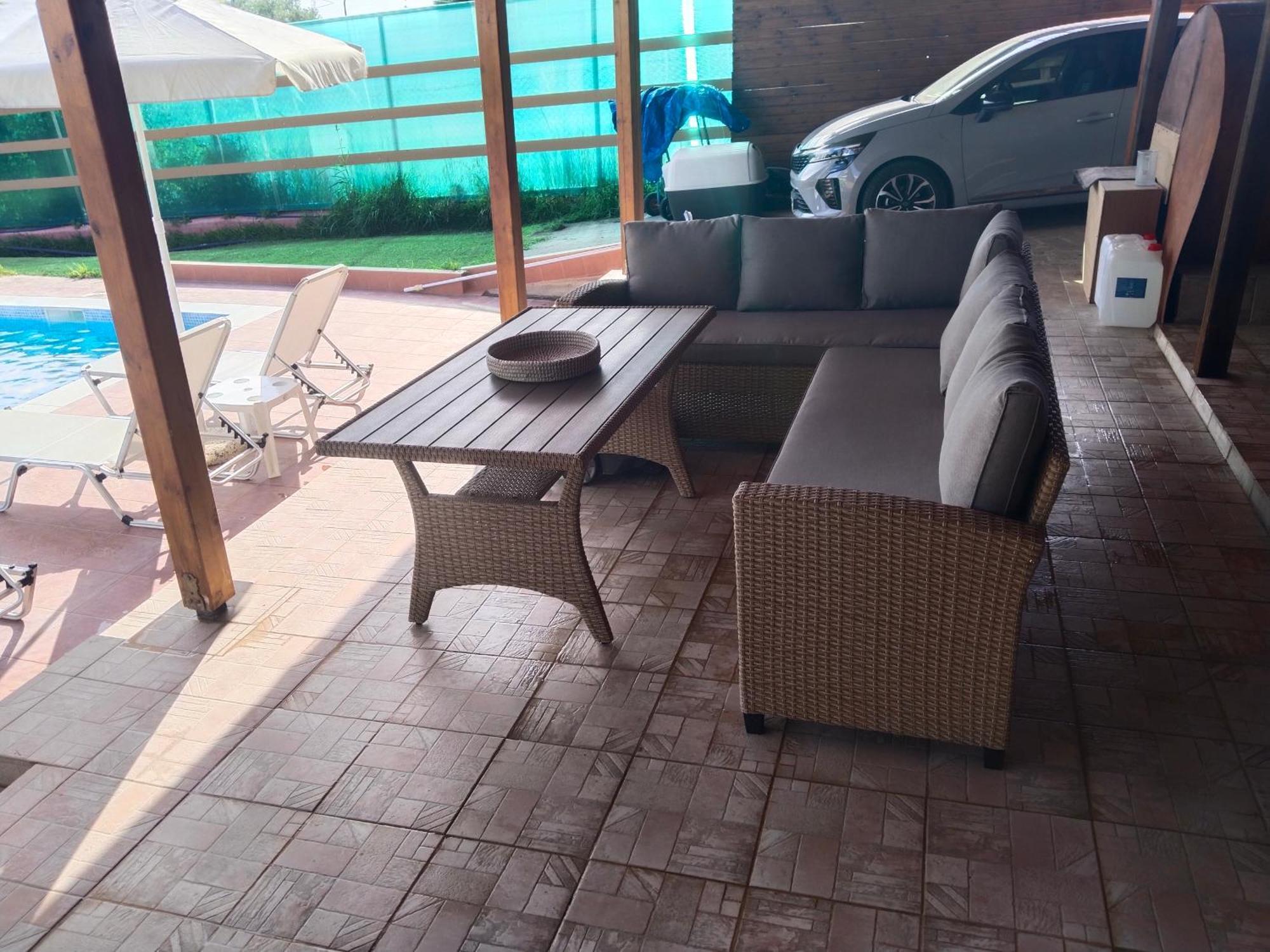 ניאה סקיוני Maria Lemoni Swimming Pool Apartment מראה חיצוני תמונה